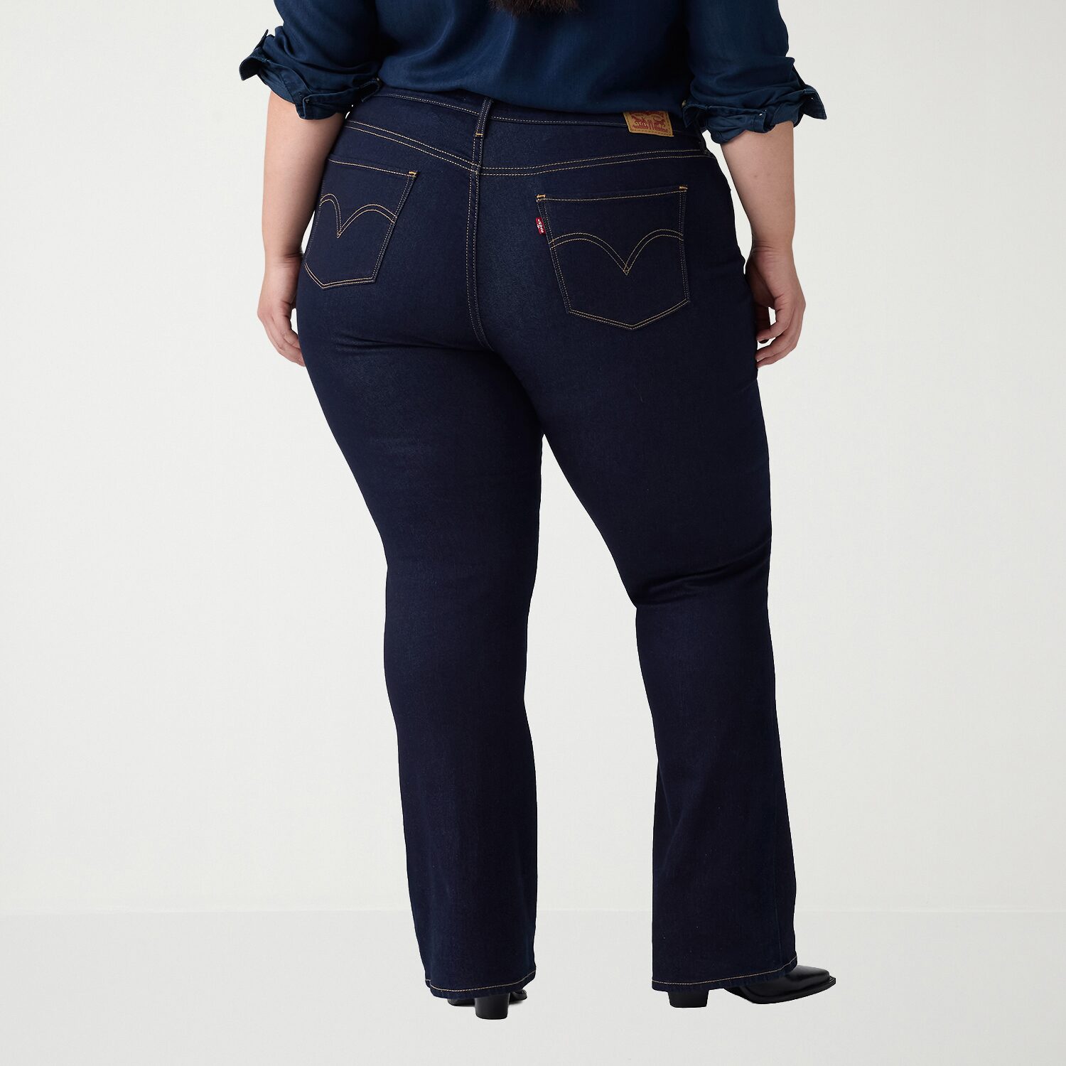 Levi's® Womens Plus Mid Rise Classic Bootcut Jean