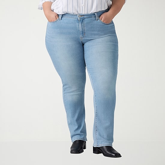 Levi's® Womens Plus Classic Straight Jean