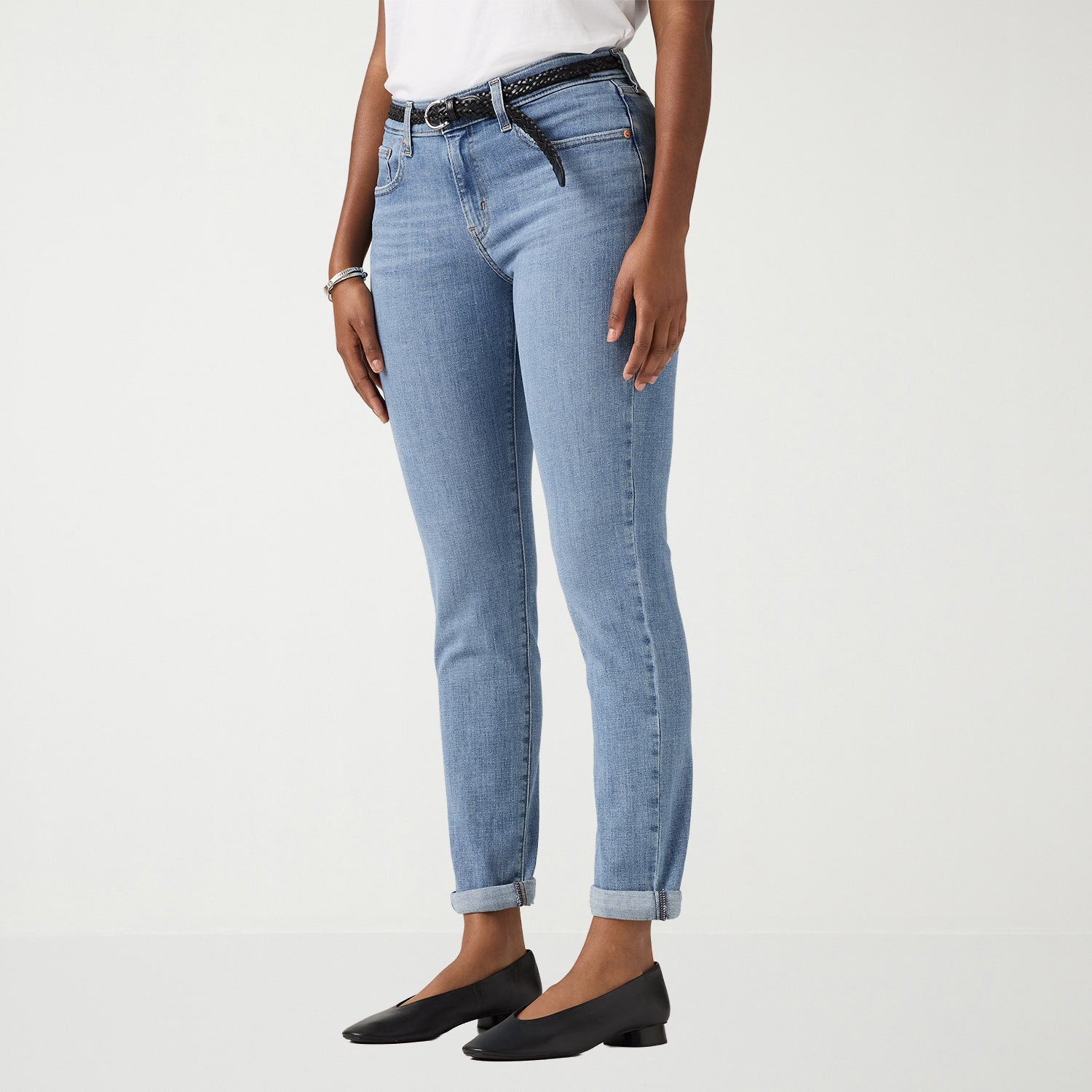 Levi's® Womens Mid Rise Relaxed Fit Tapered Leg Boyfriend Jean