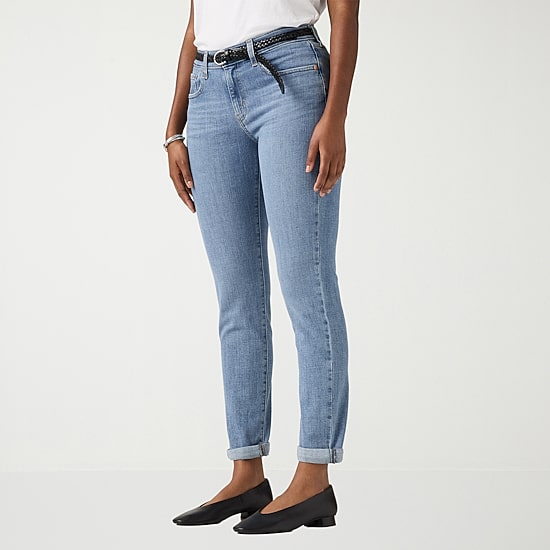 Levi's® Womens Mid Rise Boyfriend Jean