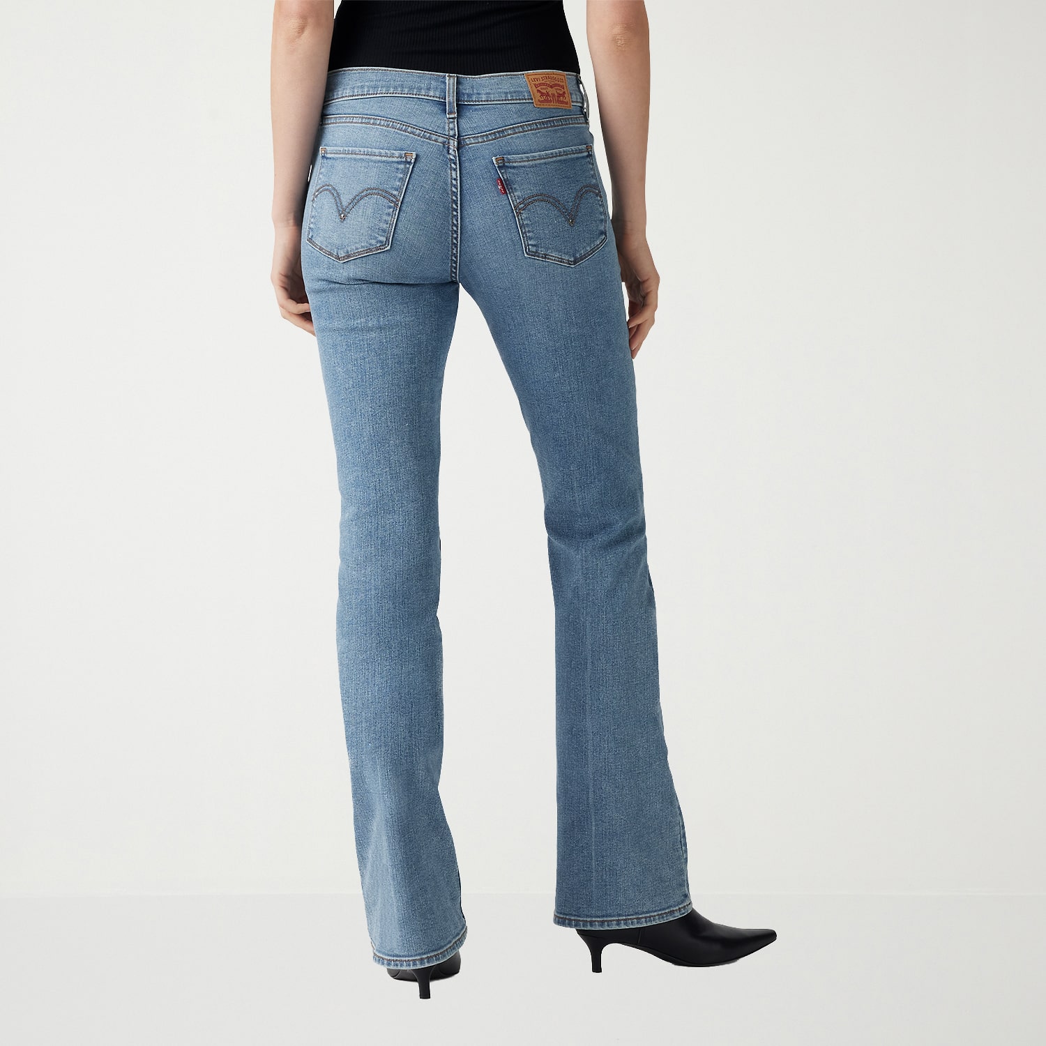 Levi's® Womens Mid Rise Stretch Fabric Relaxed Fit Bootcut Jean