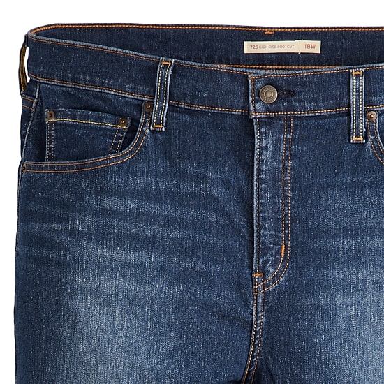 Levi's® Women’s Plus 725™ High Rise Bootcut Jeans