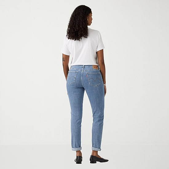 Levi's® Womens Mid Rise Boyfriend Jean