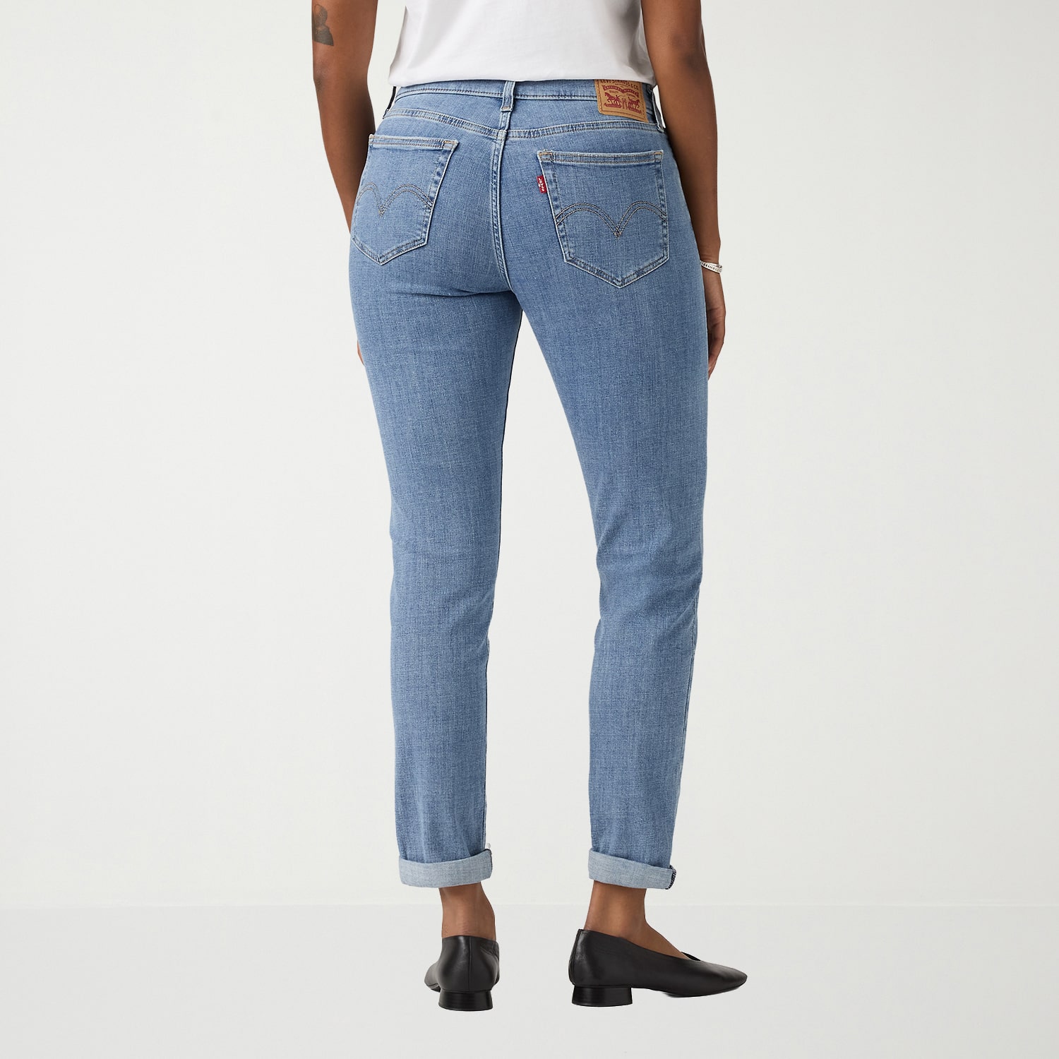 Levi's® Womens Mid Rise Relaxed Fit Tapered Leg Boyfriend Jean
