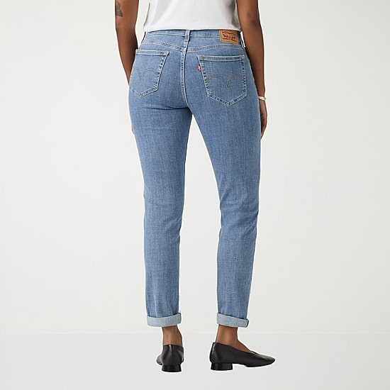 Levi's® Womens Mid Rise Boyfriend Jean