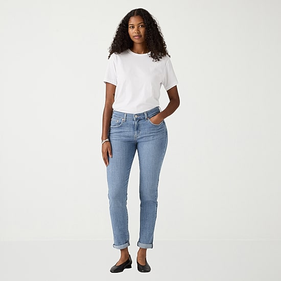 Levi's® Womens Mid Rise Boyfriend Jean