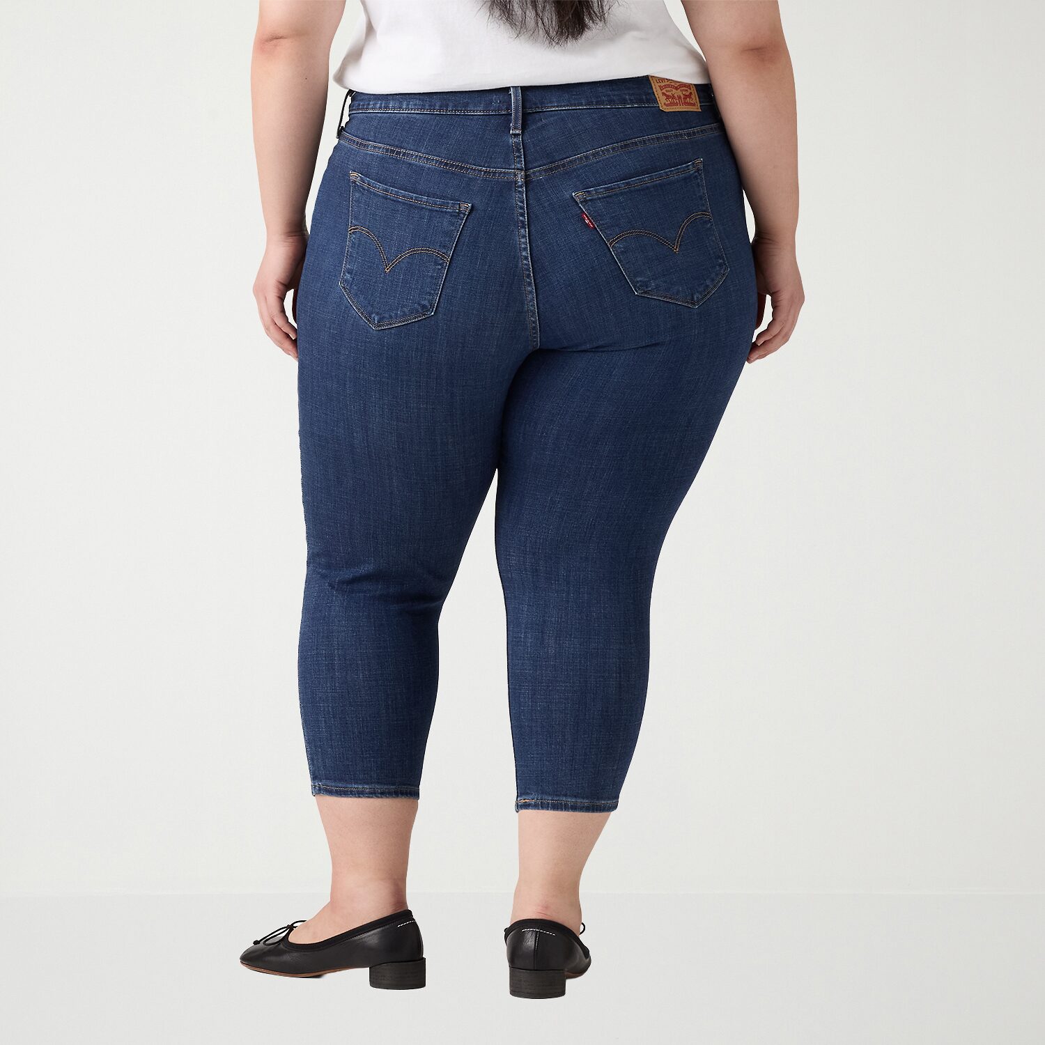 Levi's® Shaping Womens Plus Stretch Fabric Slim Mid Rise Capri Pant