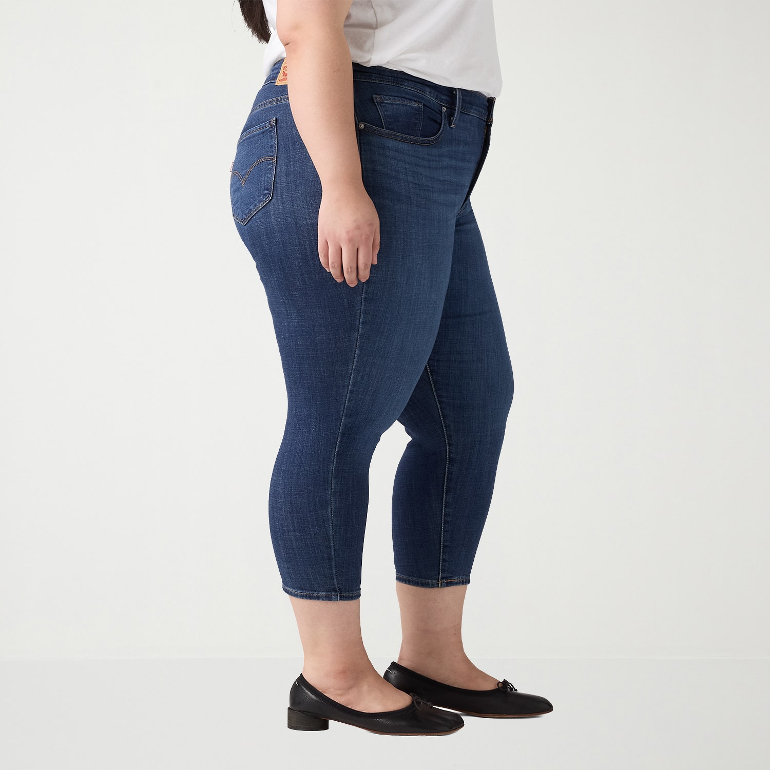 Levi's® Shaping Womens Plus Stretch Fabric Slim Mid Rise Capri Pant