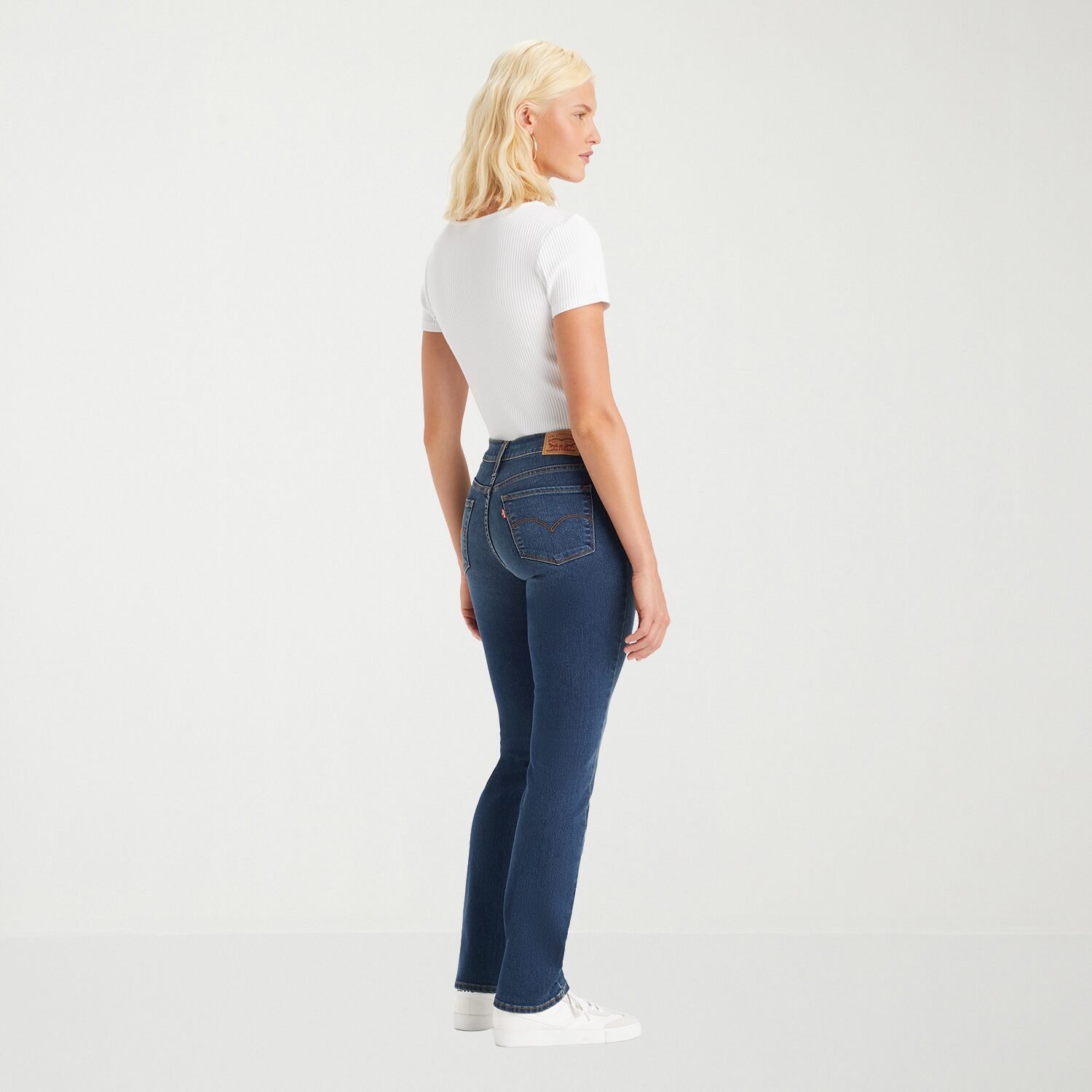 Levi's® Women's Mid Rise 314™ Shaping Staight Jeans