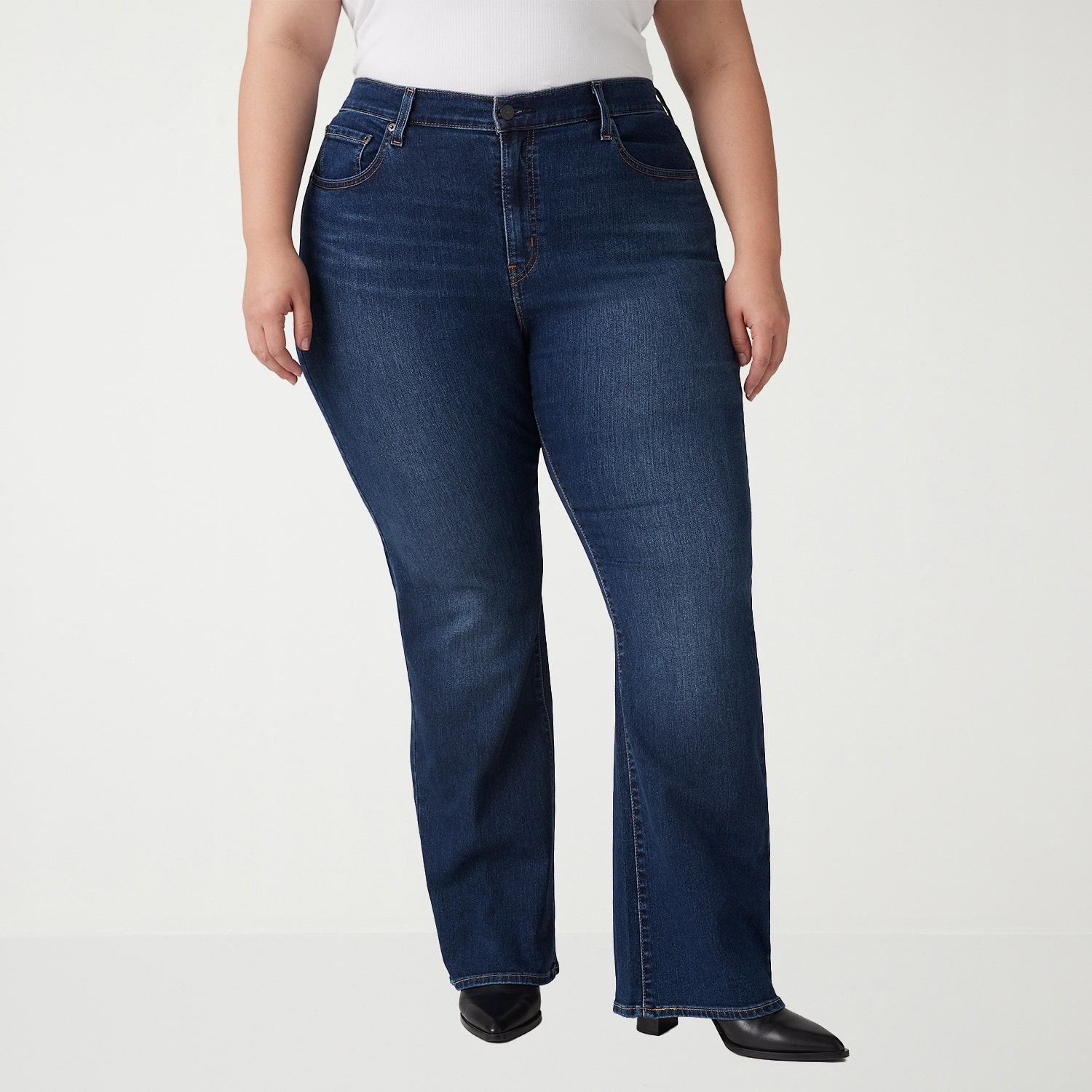 Levi's® Women’s Plus 725™ High Rise Bootcut Jeans