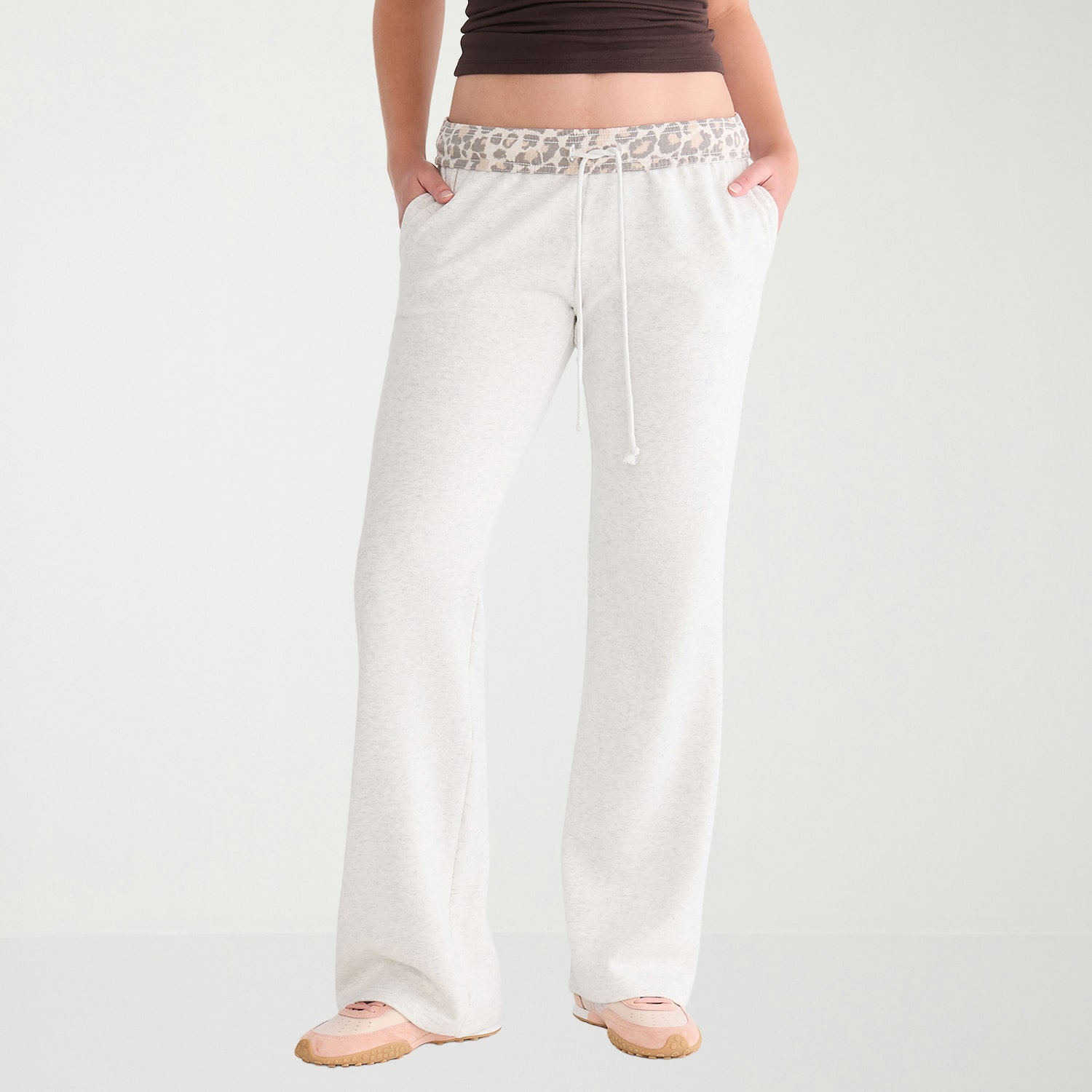 AEROPOSTALE Womens Juniors Bootcut 1 Pair Sweatpant