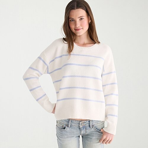 Aéropostale Juniors Womens Round Neck Long Sleeve Striped Pullover Sweater In Beige