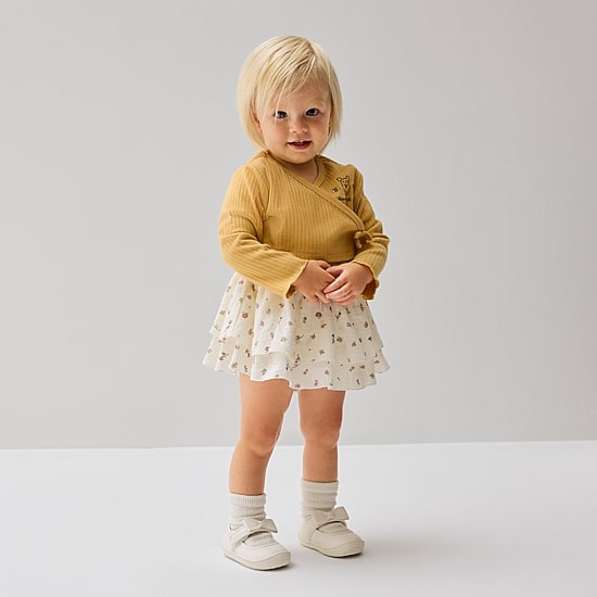 Baby Girls 3-pc. Crew Neck Short Sleeve Winnie The Pooh Bodysuit Set