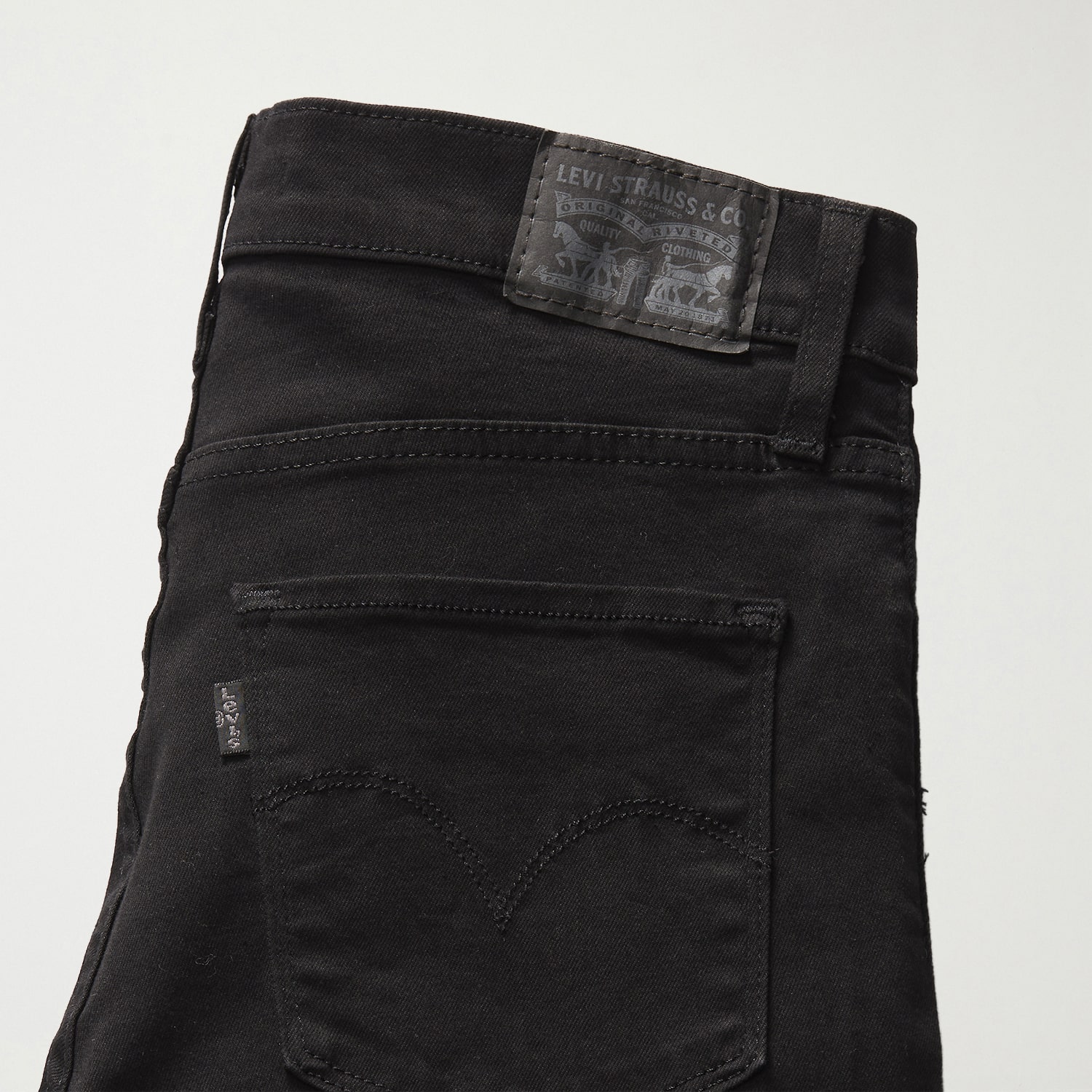 Levi's® Womens 724™ High Rise Straight Jeans