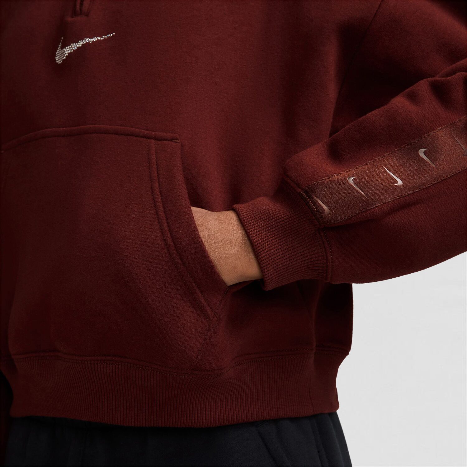 Nike Big Kid Girls Mock Neck Long Sleeve Fleece Active Quarter-Zip Pullover