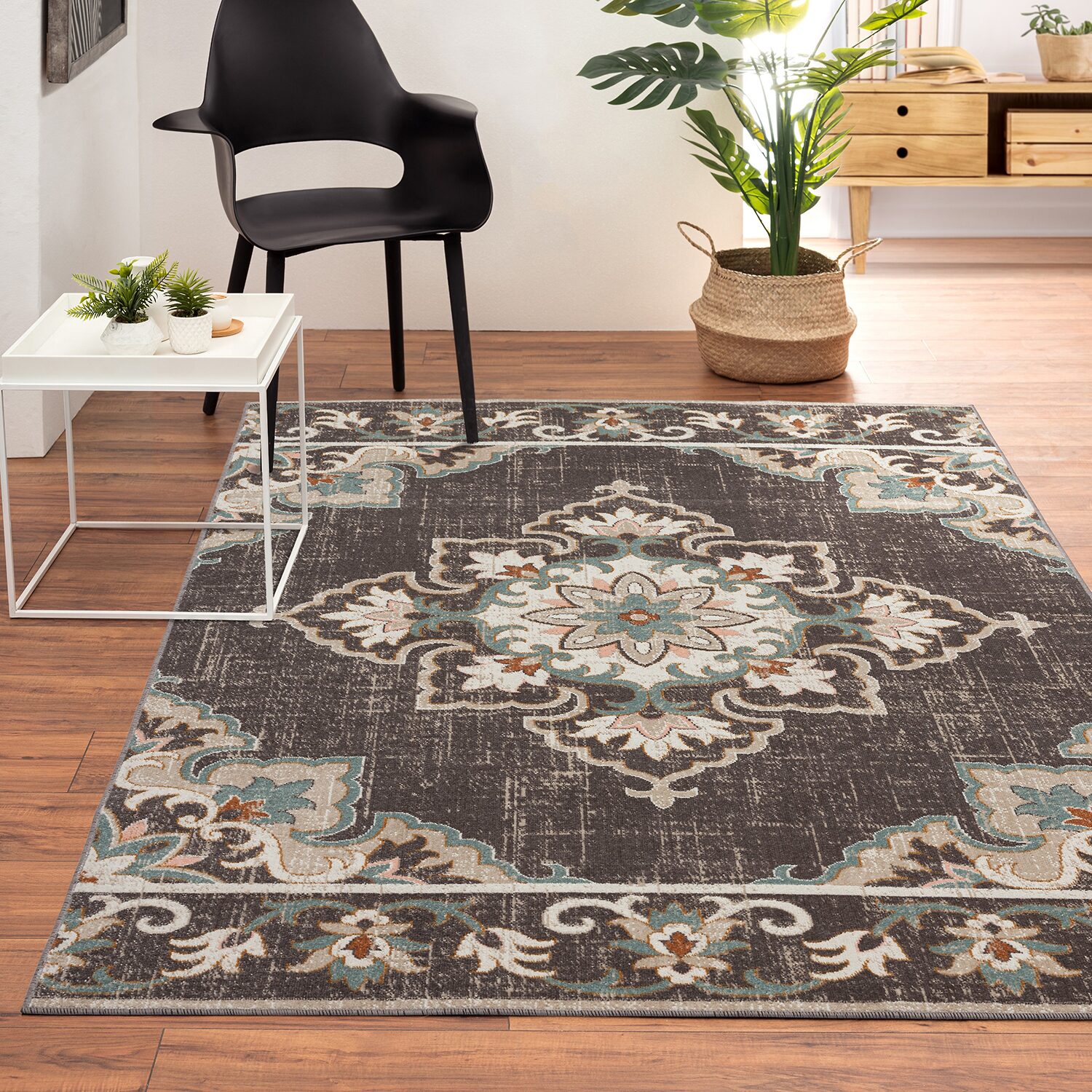 Anica Eclectic Medallion Floral Indoor Outdoor Rectangular Area Rug