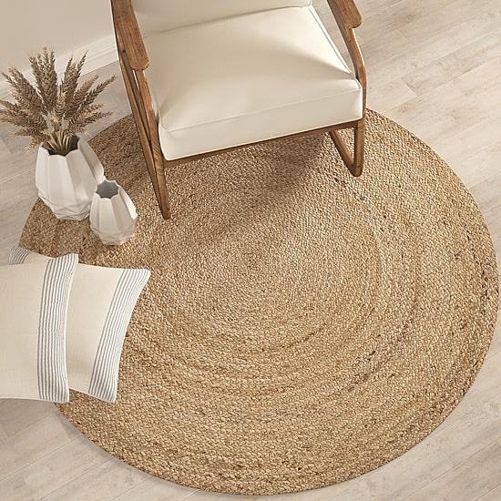 Brynn Cel Solid Braided Stain Resistant Indoor Round Area Rug