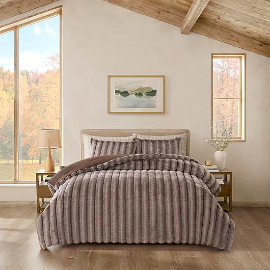 Bearpaw Tucker Ribbed Faux Fur 3-pc. Comforter Set