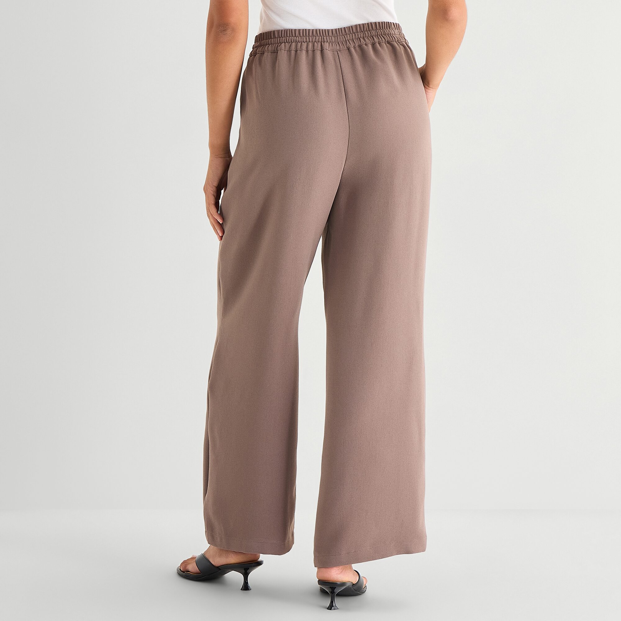 A.N.A Womens Crepe Wide Leg Mid Rise Pull-On Pant