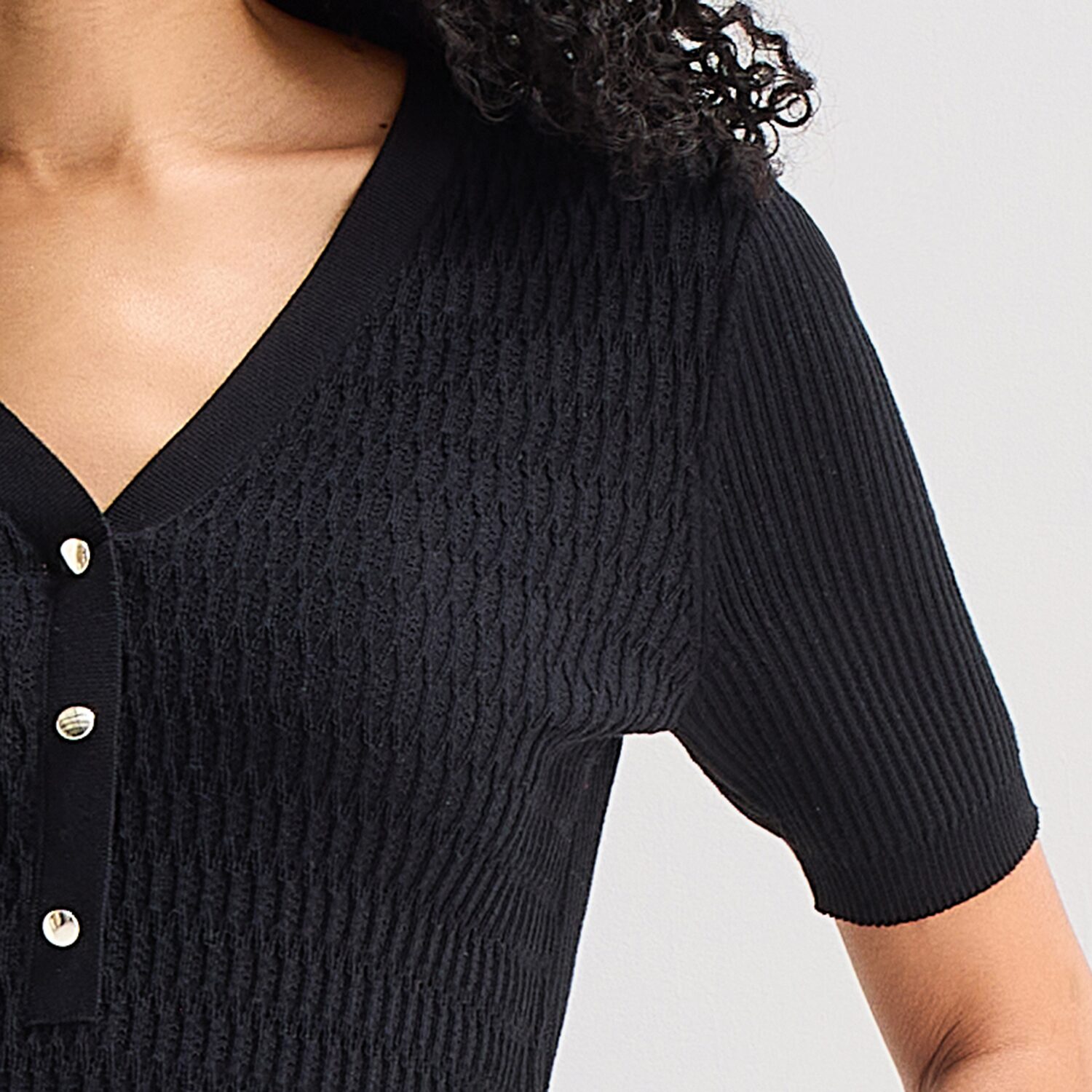 Liz Claiborne Womens Henley Neck Short Sleeve Pullover Sweater