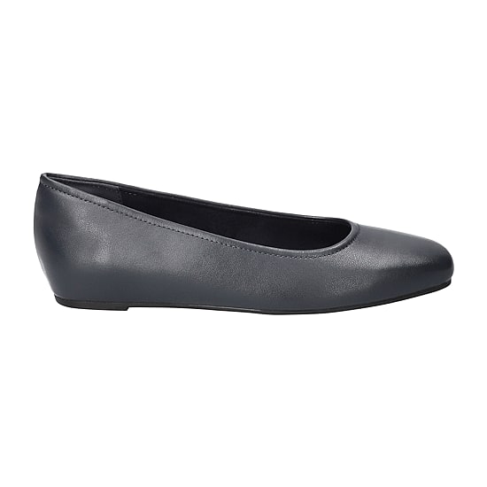 Easy Street Crescent Womens Round Closed Toe Ballet Flats