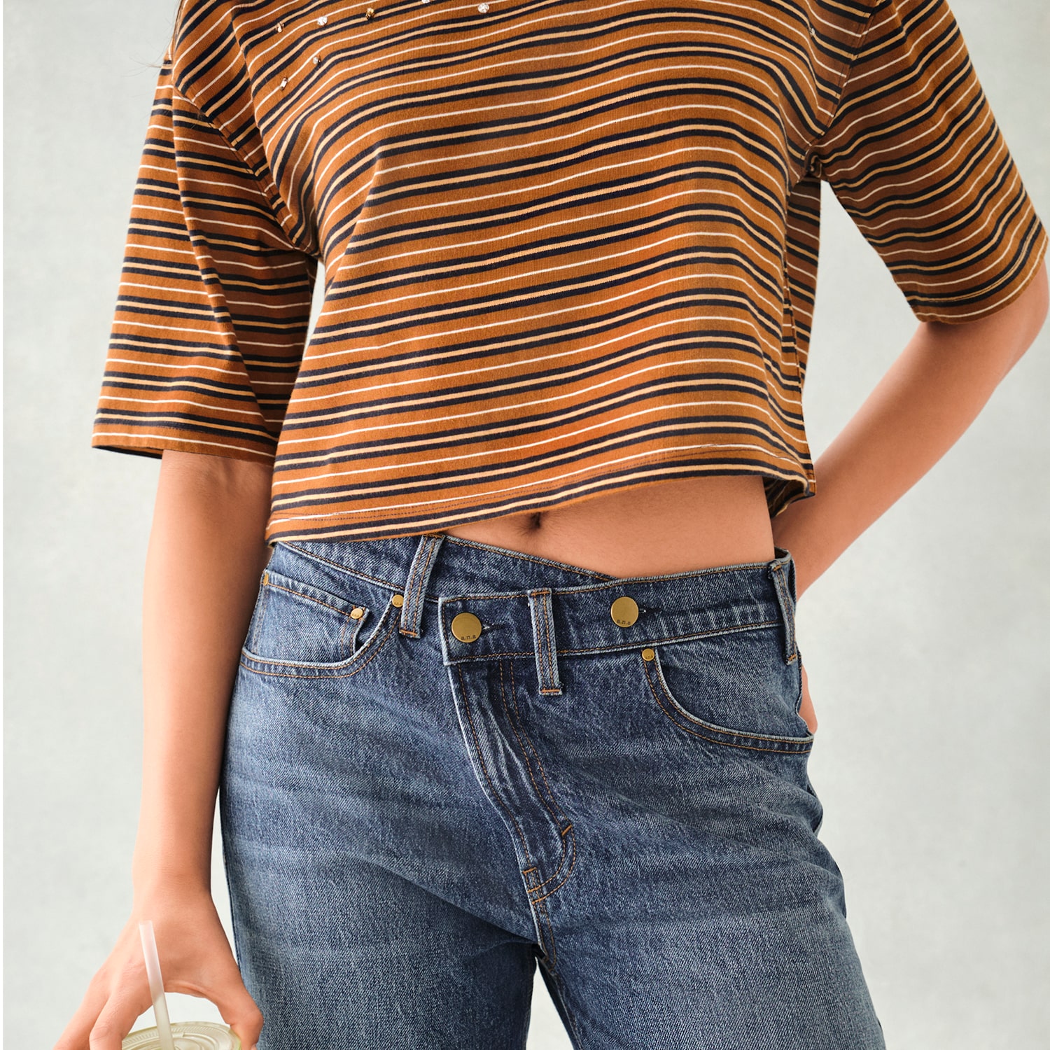 A.N.A Womens High Rise Relaxed Fit Jean
