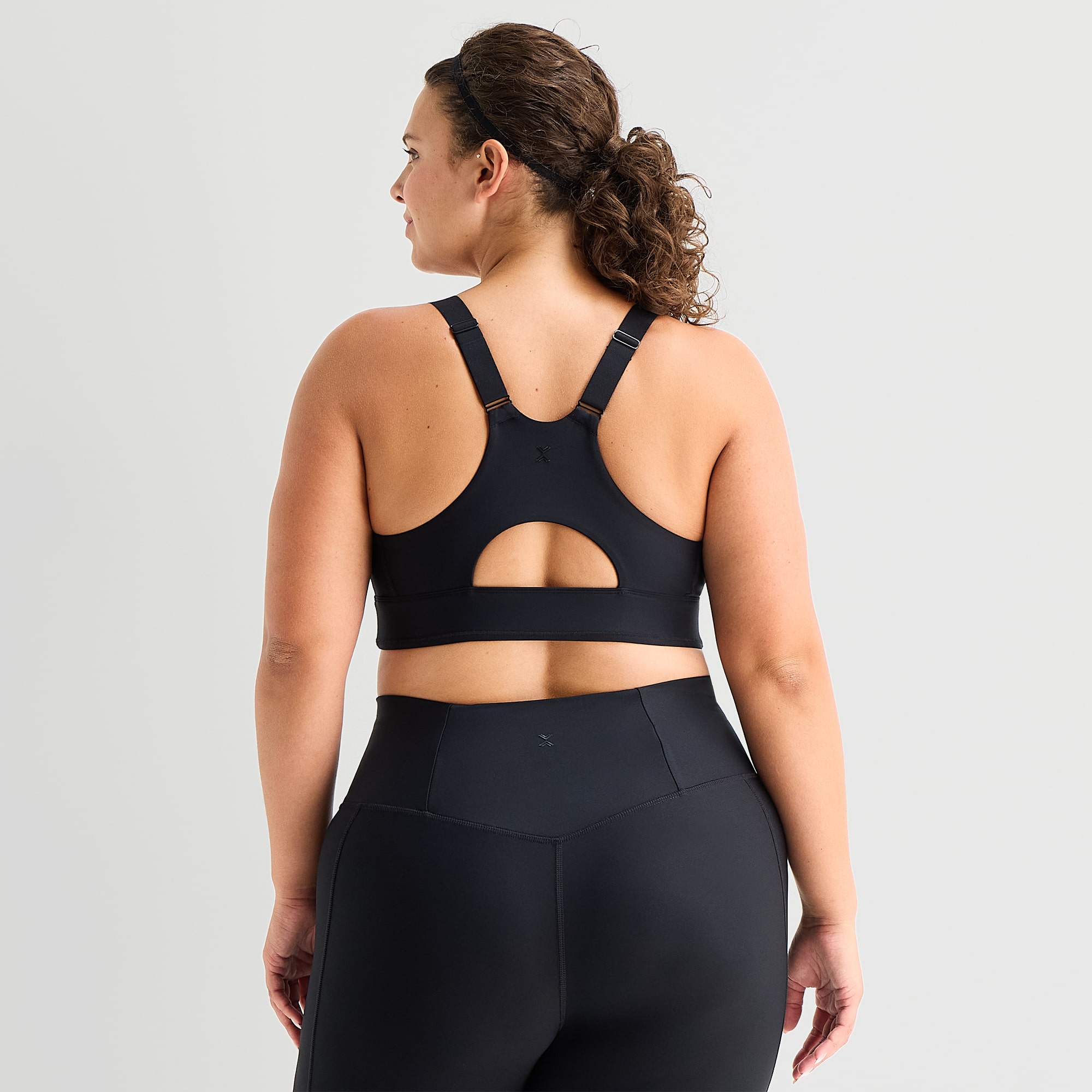 Xersion EverContour+ Womens Medium Support Sports Bra 389328