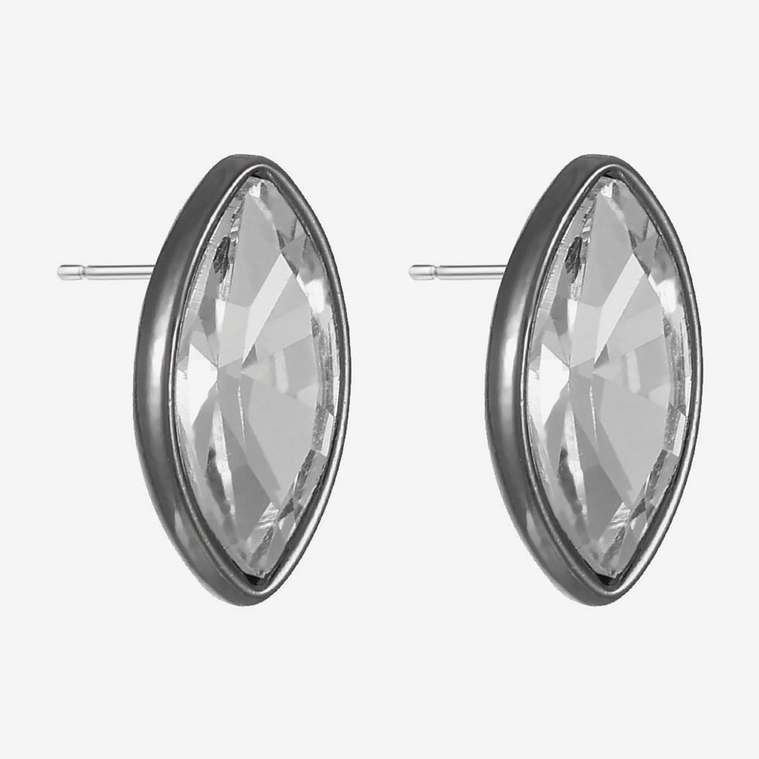 Liz Claiborne Glass 17mm Stud Earrings