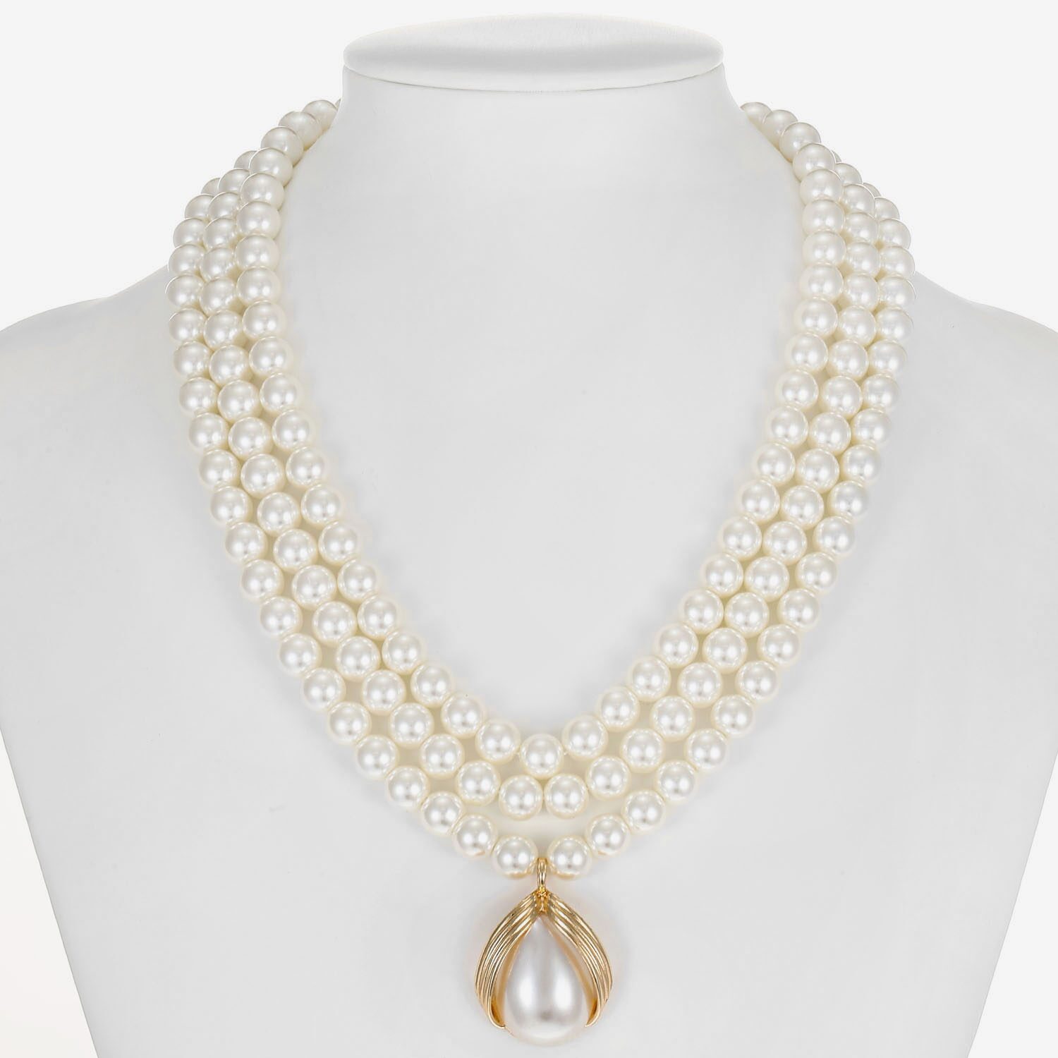 Bijoux Bar Womens 16 Inch Strand Necklace