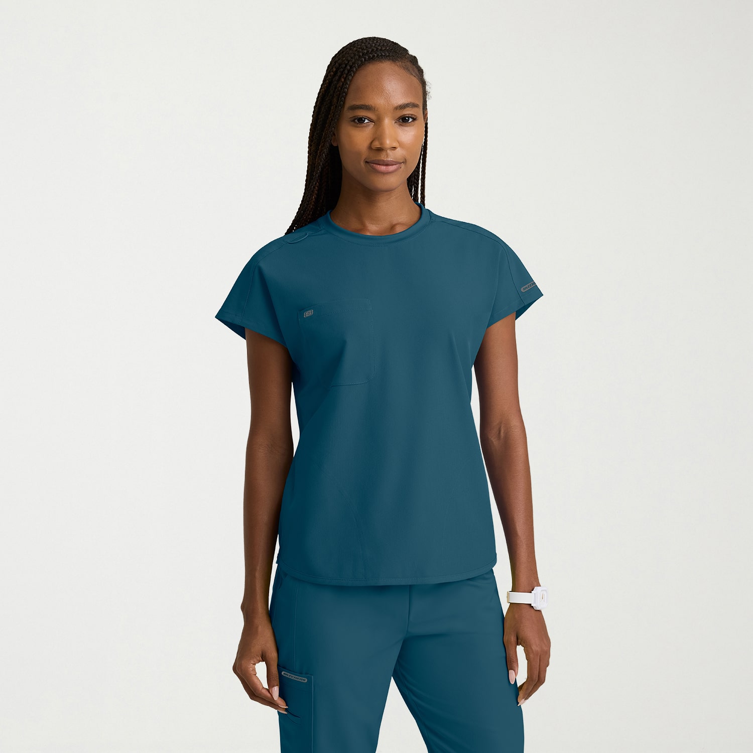 Skechers Skt326 Fresh 3-Pocket Classic Fit Womens Crew Neck Short Sleeve Stretch Fabric Moisture Wicking Scrub Top