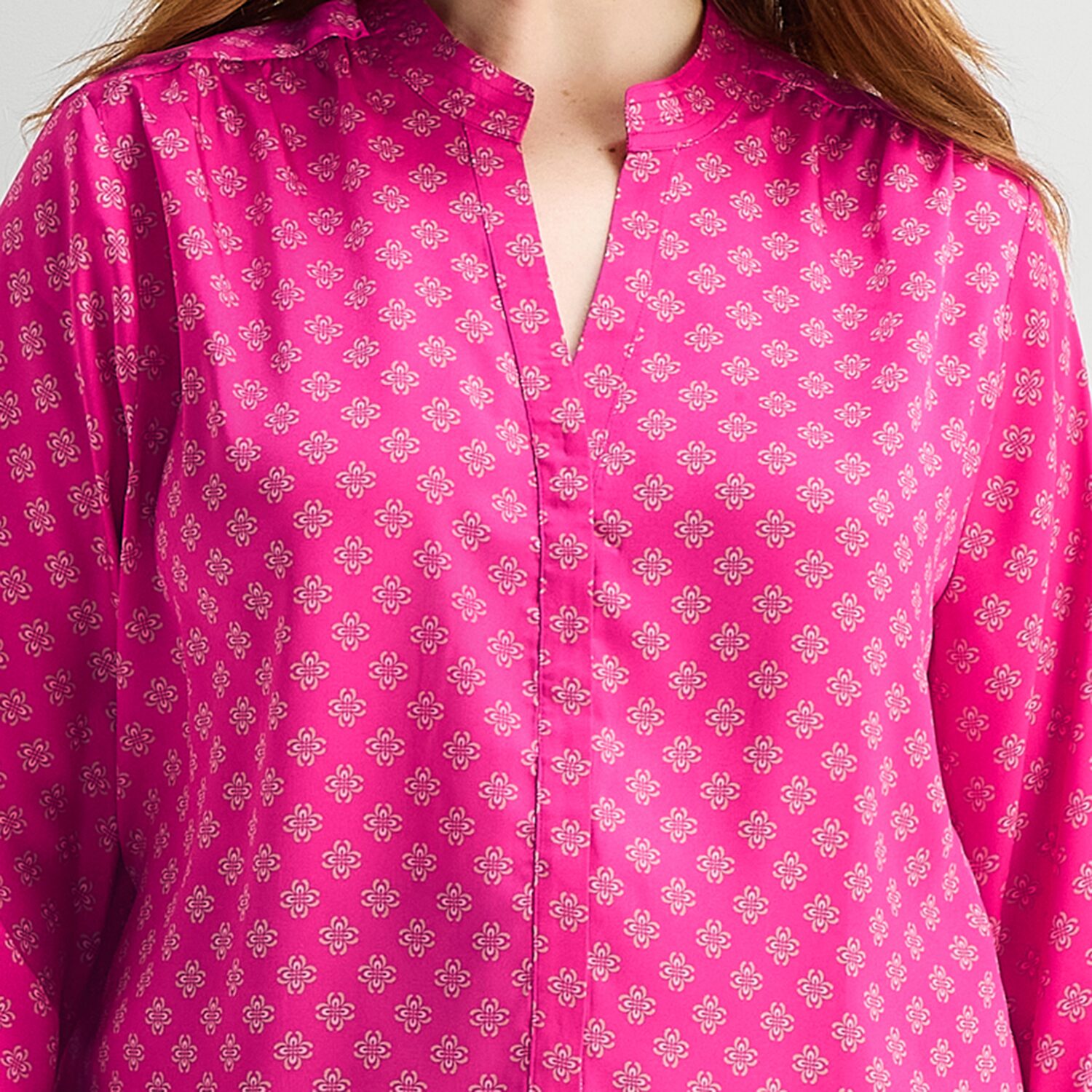 Liz Claiborne Womens Plus Split Crew Neck Long Sleeve Blouse