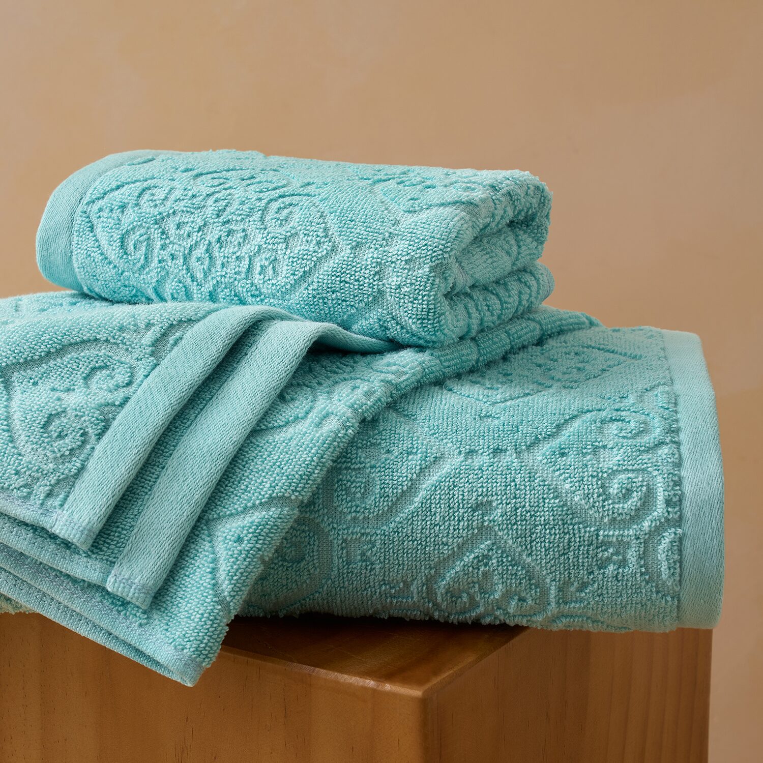 Jenny Martinez Elle Medallion Bath Towel