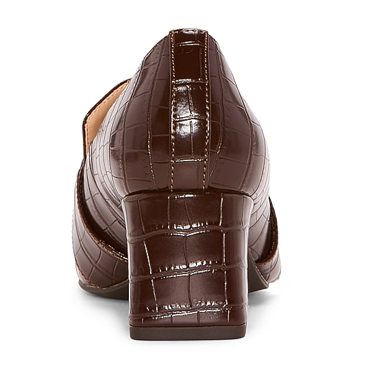 Liz Claiborne Midland Womens Square Closed Toe Loafers