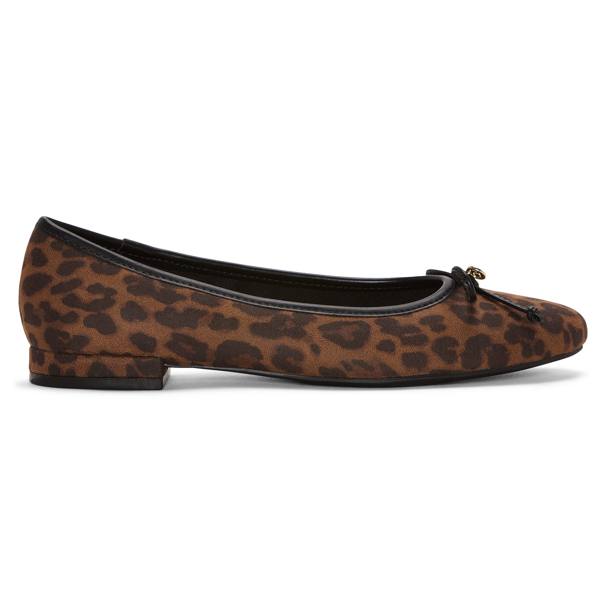 Liz Claiborne Chelsey Womens Round Closed Toe Ballet Flats