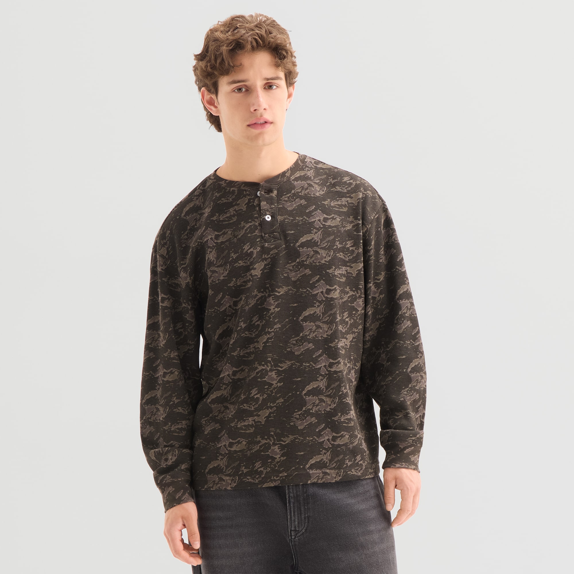 Arizona Mens Long Sleeve Regular Fit Henley Shirt