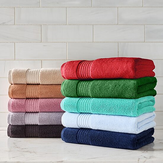 Liz Claiborne Signature Plush Bath Towel