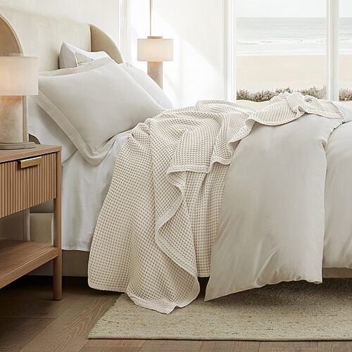Casual Comfort Cotton Waffle Midweight Bed Blanket, One Size, White