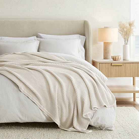 Casual Comfort Cotton Waffle Midweight Bed Blanket