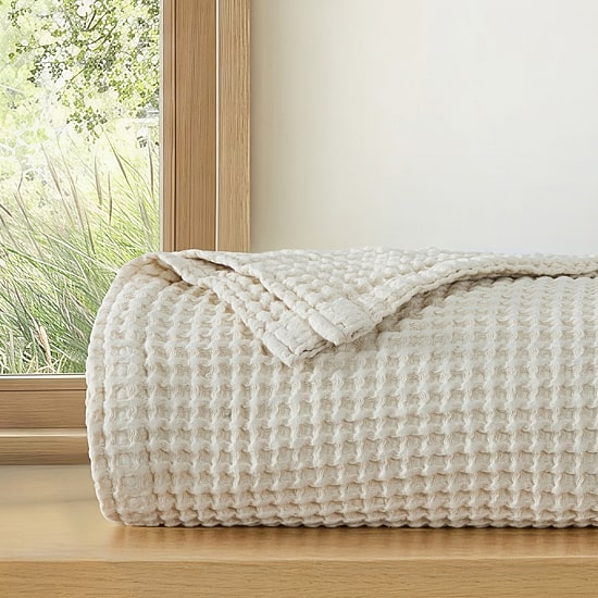 Casual Comfort Cotton Waffle Midweight Bed Blanket