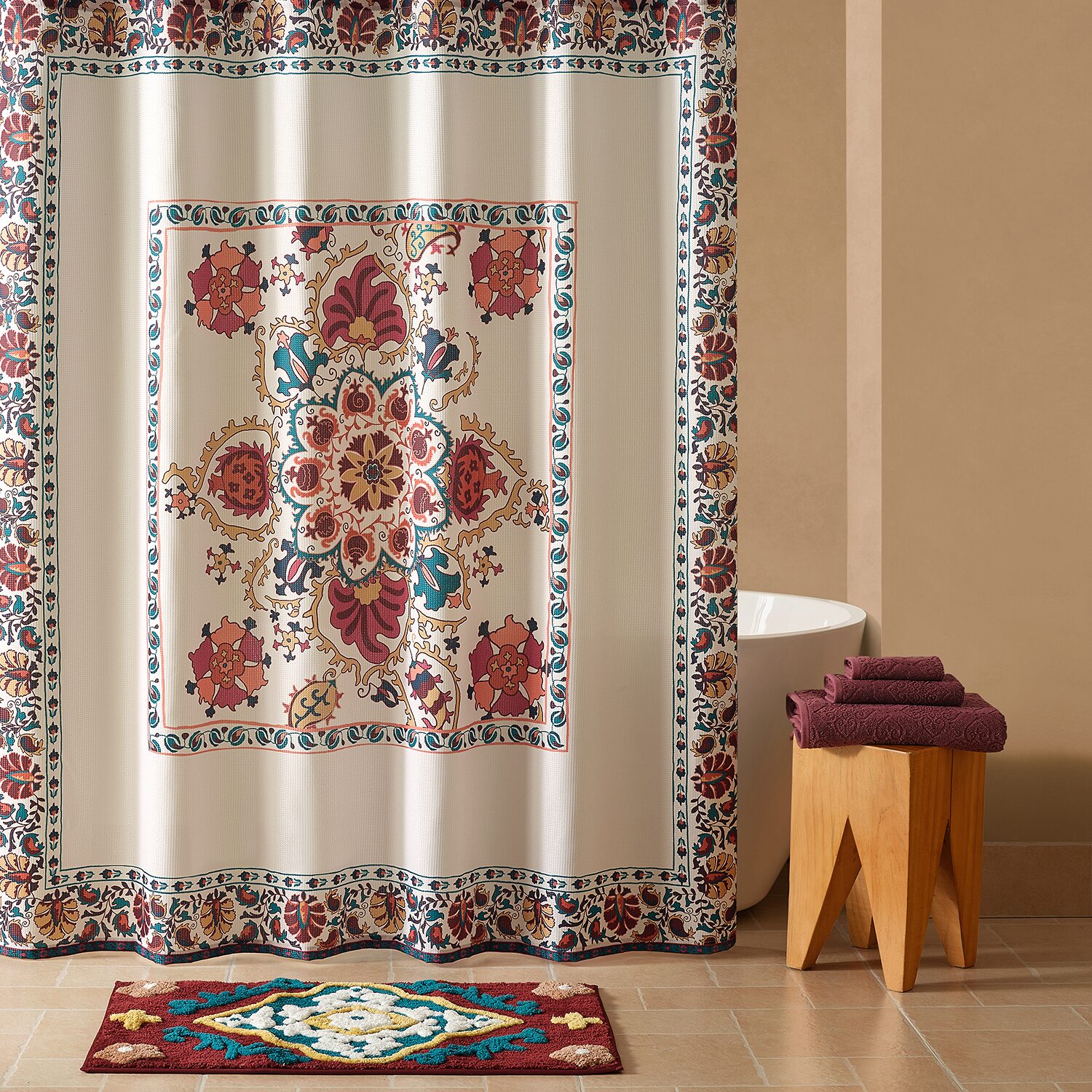 Jenny Martinez Elle Medallion Bath Towel