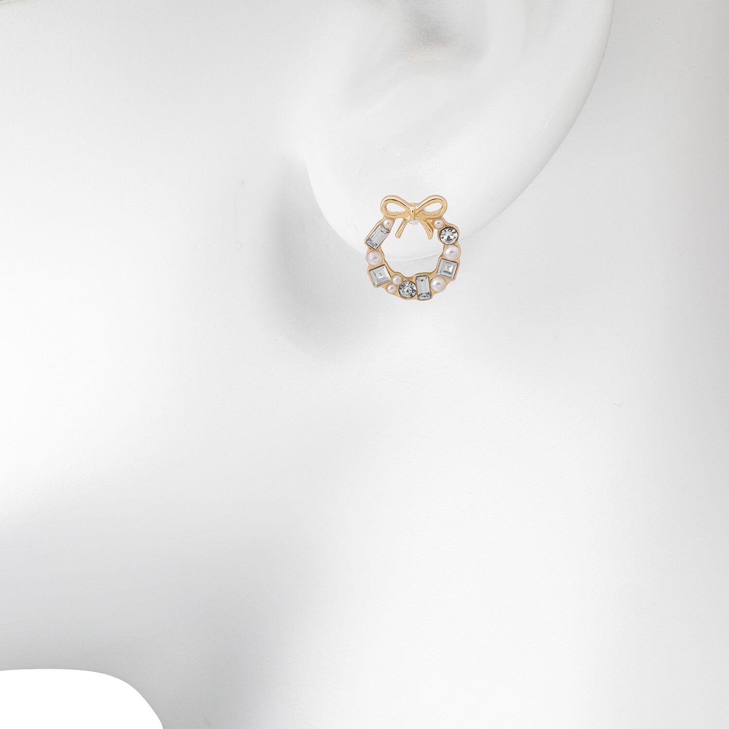 Bijoux Bar Glass 19.2mm Round Stud Earrings