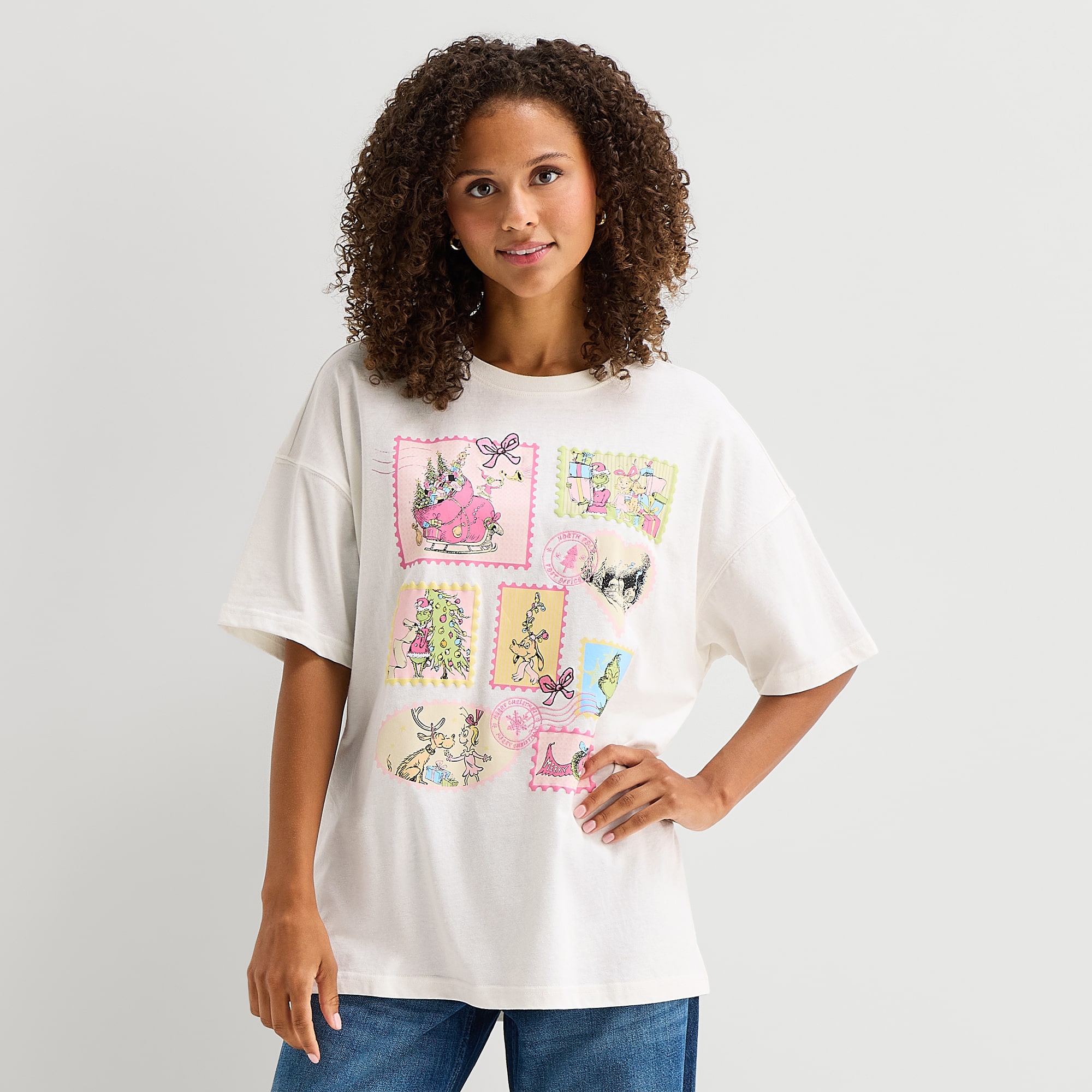 Womens Juniors Crew Neck Elbow Sleeve Regular Fit Grinch Graphic T-Shirt