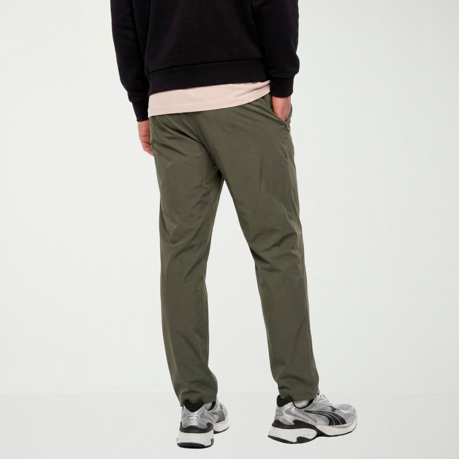 PUMA Mens Tapered Regular Fit Track Pant