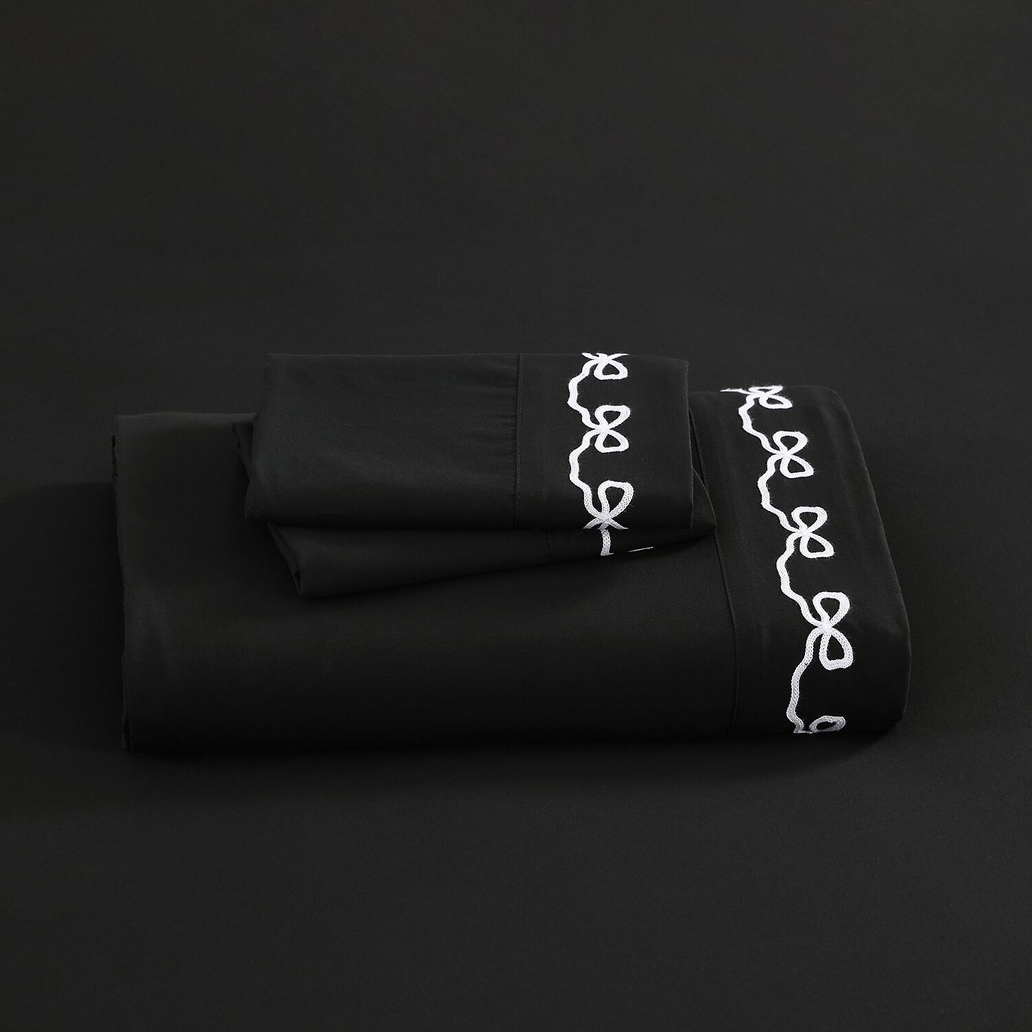 Beatrice Home Fashions Elle Décor Embroidered Sheet Set