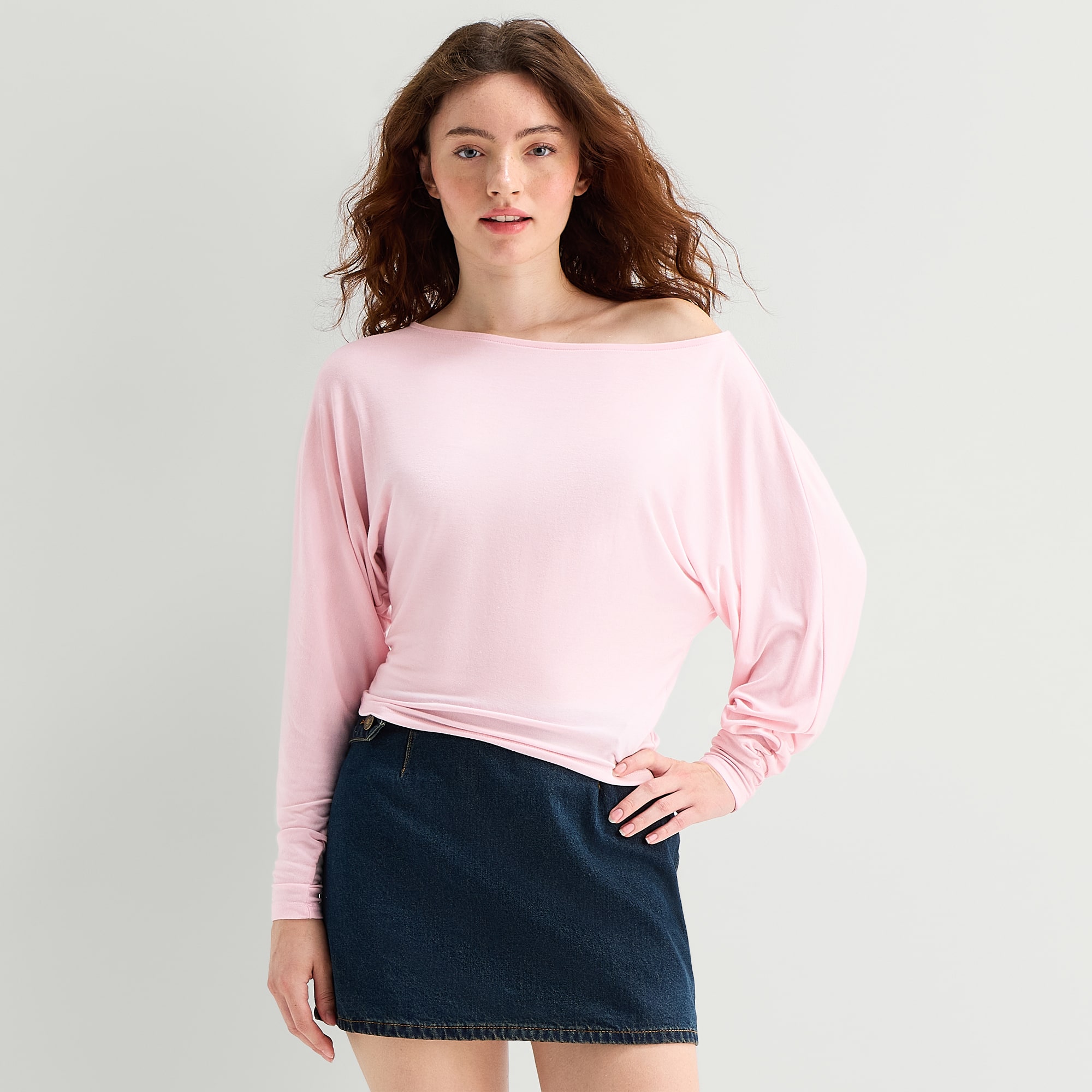 Forever 21 Womens Juniors Asymmetrical Neck Long Sleeve T-Shirt