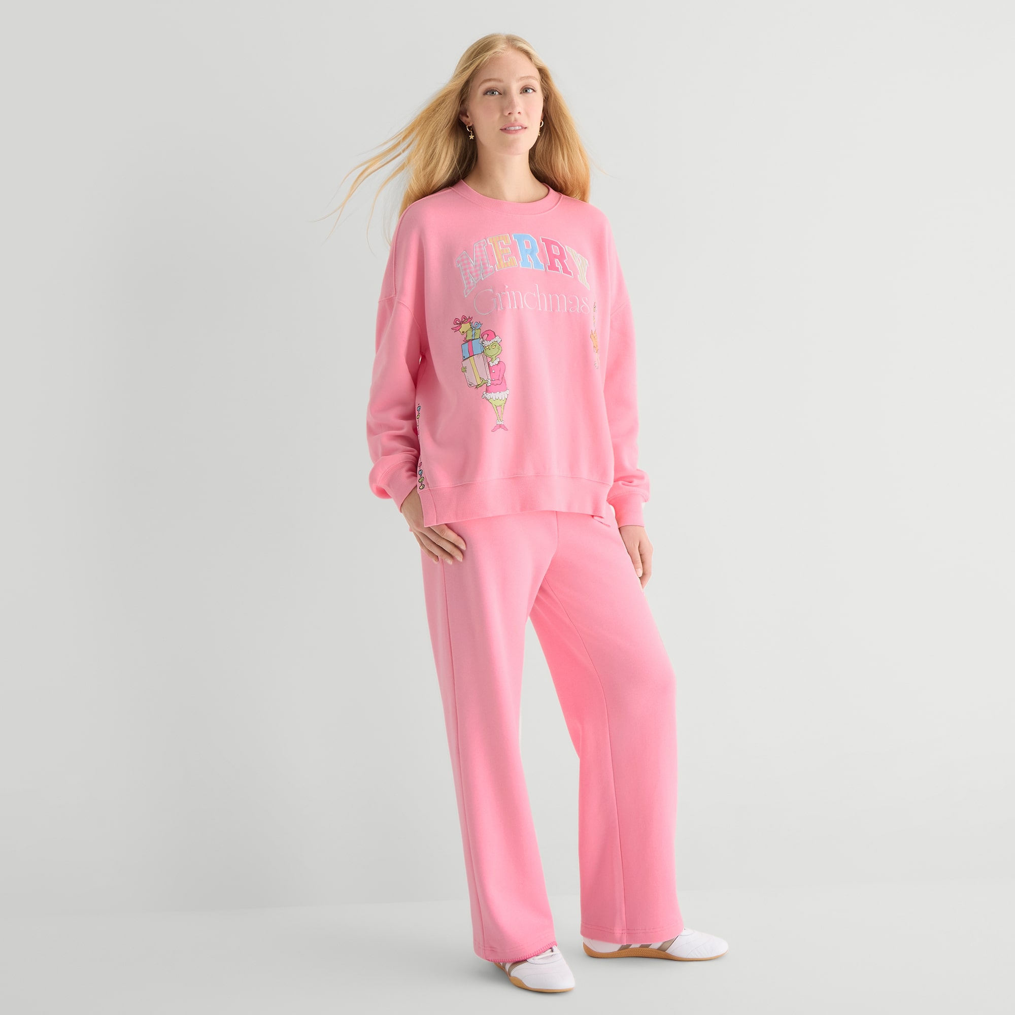 Womens Juniors Crew Neck Long Sleeve Grinch Sweatshirt