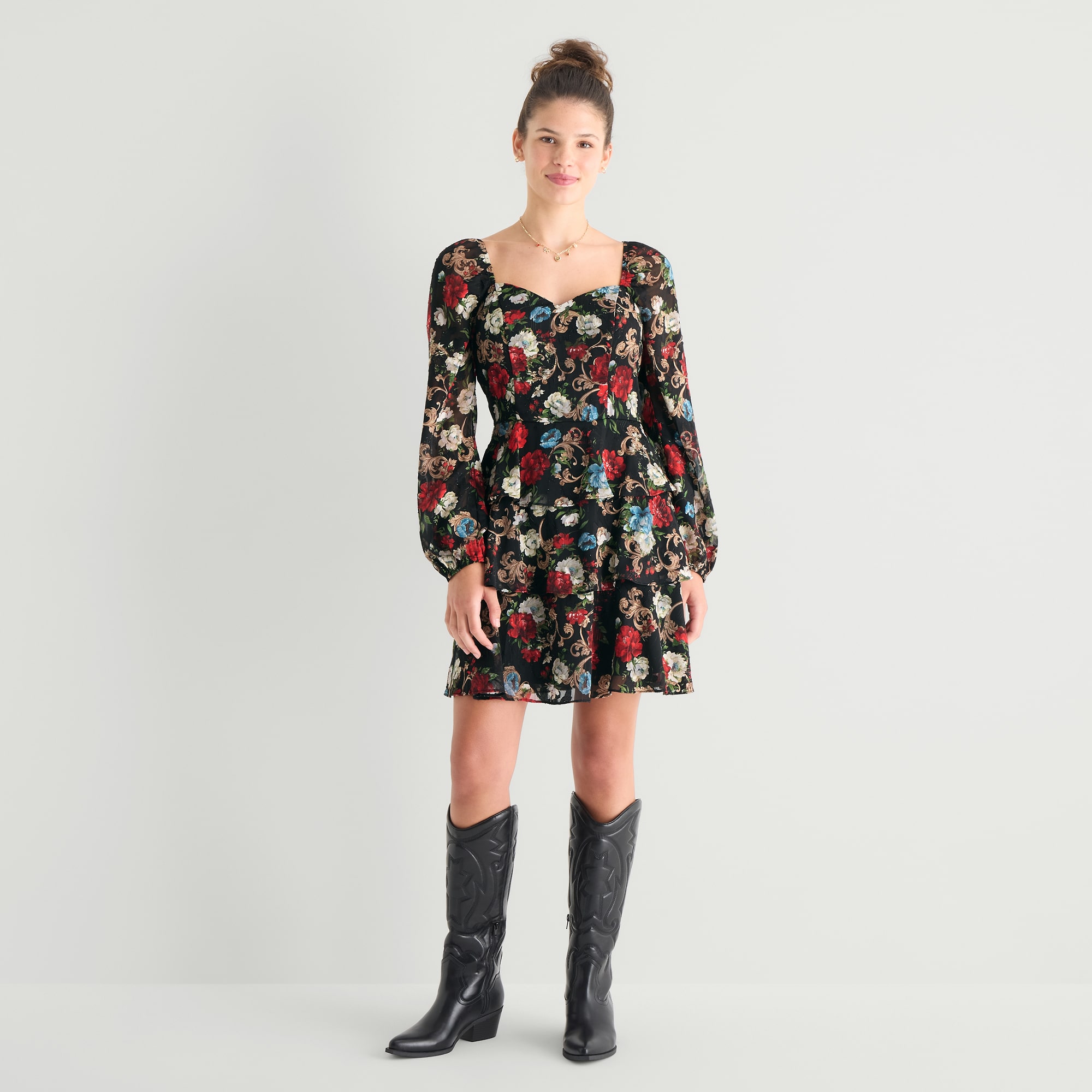 Byer California Womens Juniors Sweetheart Neck Long Sleeve Drop Shoulder Floral Fit + Flare Dress