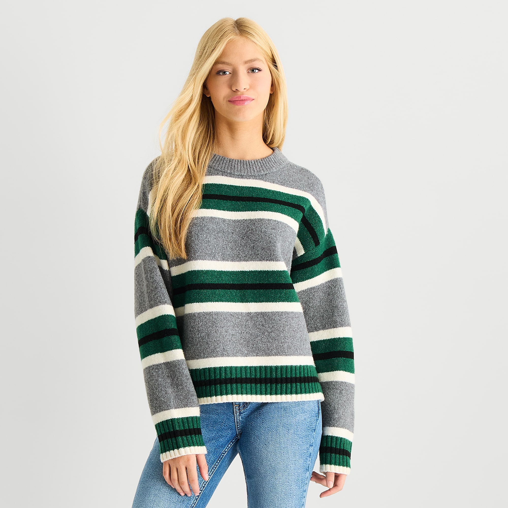 Arizona Juniors Womens Crew Neck Long Sleeve Striped Pullover Sweater