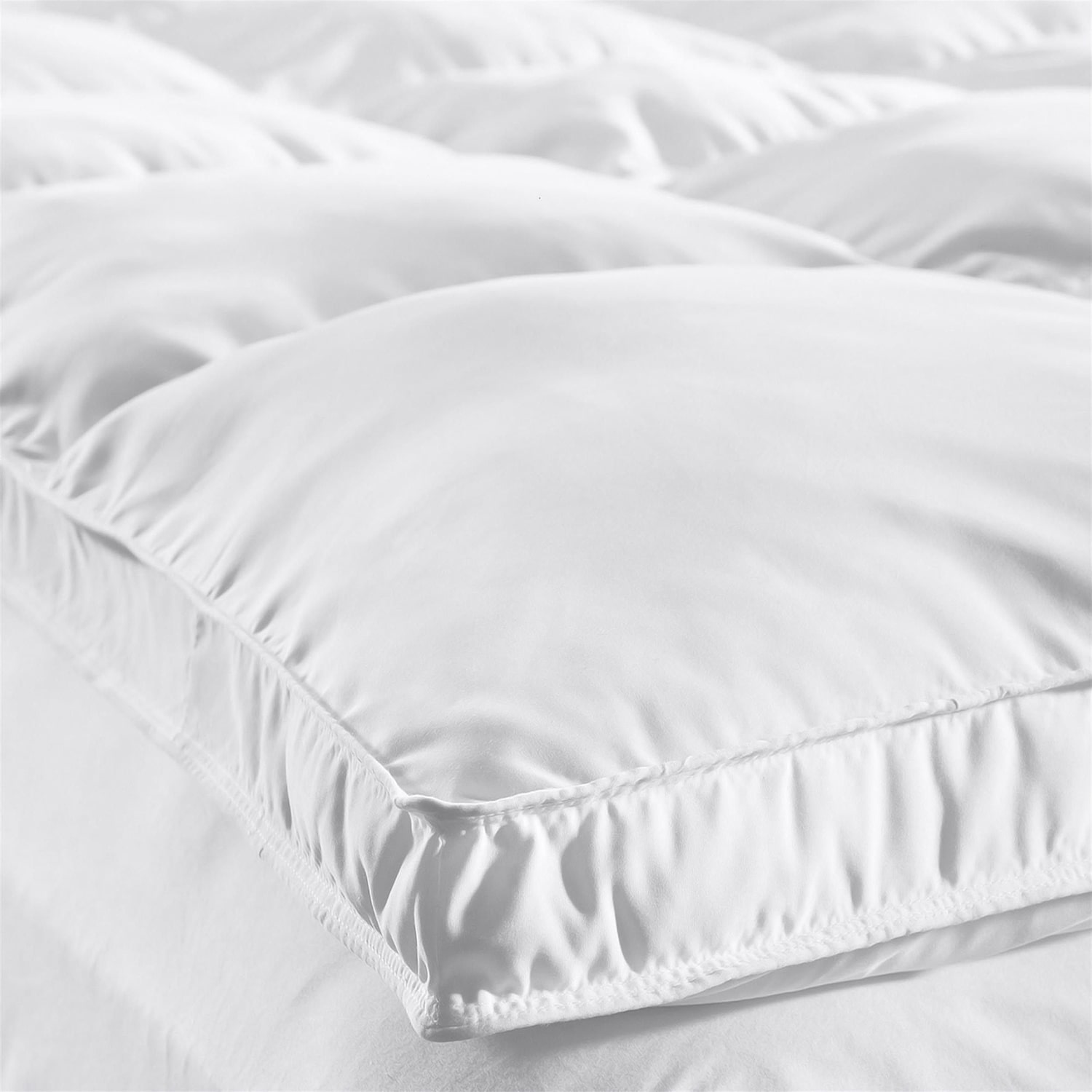 SUPERIOR® Quality 2" All Seasons Hypoallergenic  Down Alternative Mattress Pad