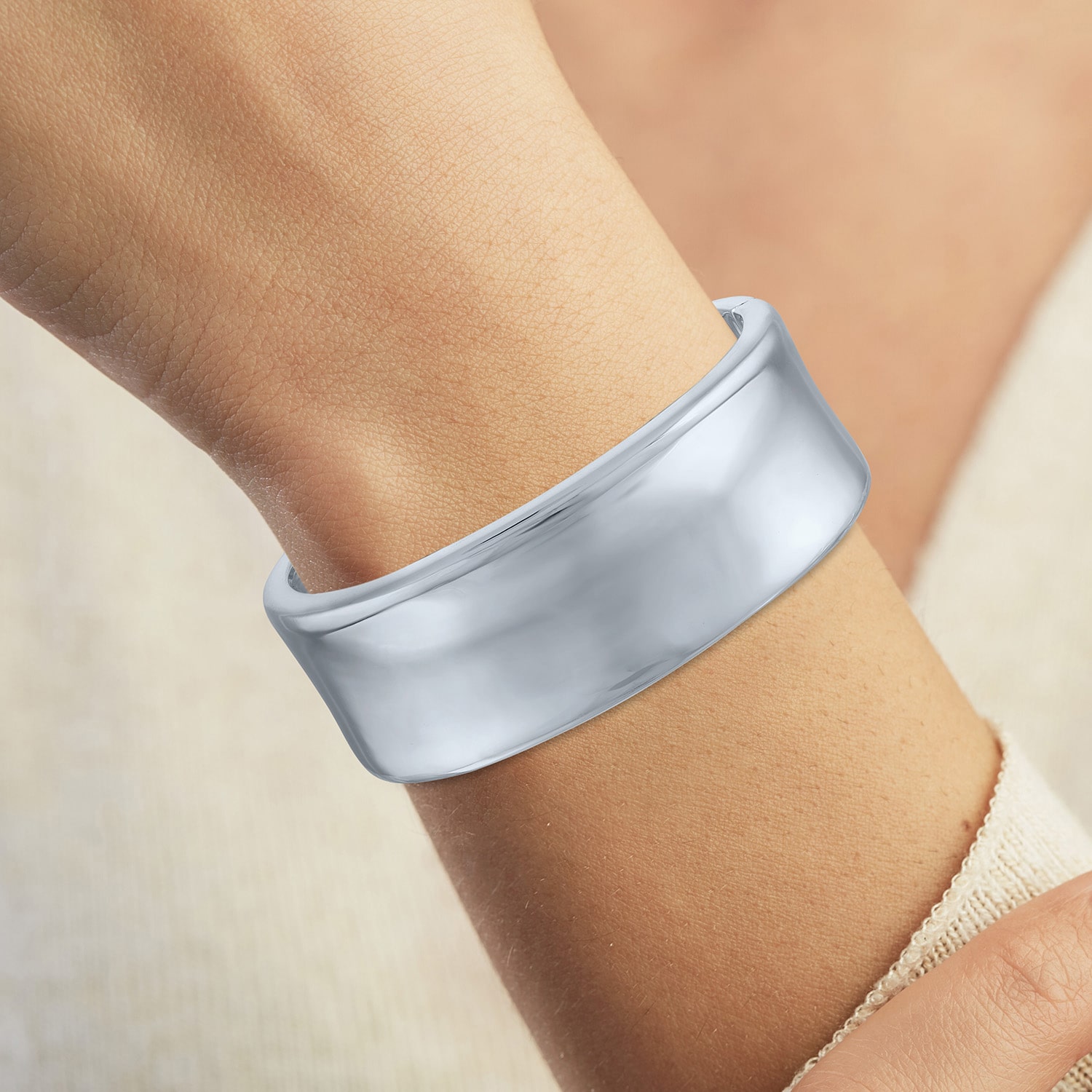 Bold Addiction Womens Pure Silver Over Brass Cuff Bracelet